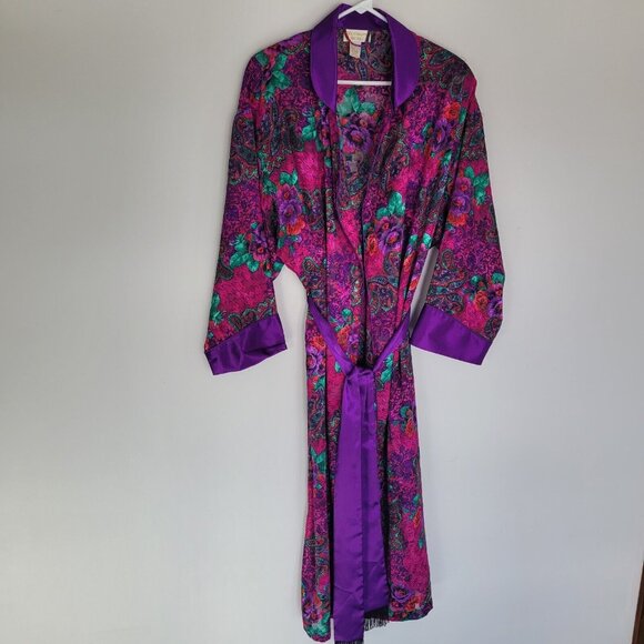 VTG Victorias Secret Gold LabelMed/Large Wrap Robe Floral Paisley Satin Purple